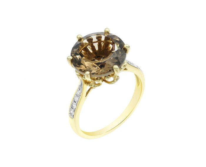 Yellow gold ring with diamonds and smoky quartz