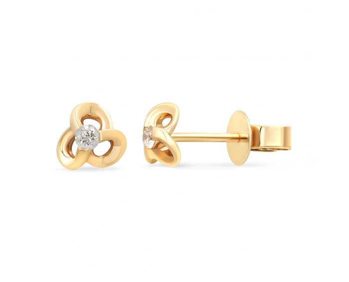 Earrings with diamonds