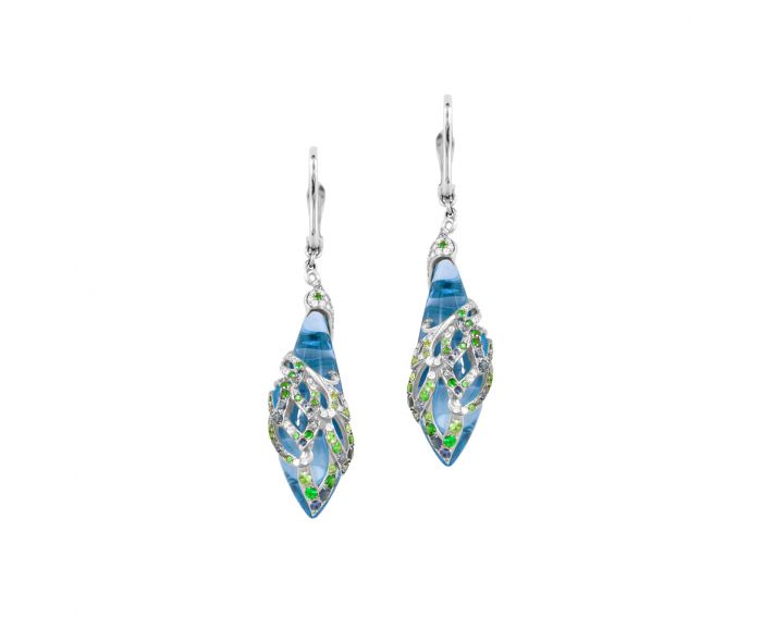 Earrings with tsavorite diamonds and sapphires in white gold 1С037-0093