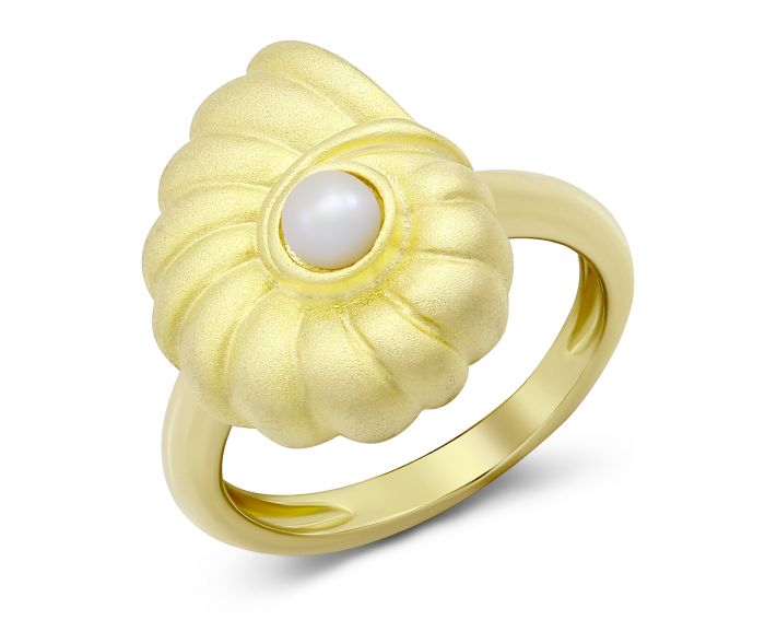 Shell ring with pearl