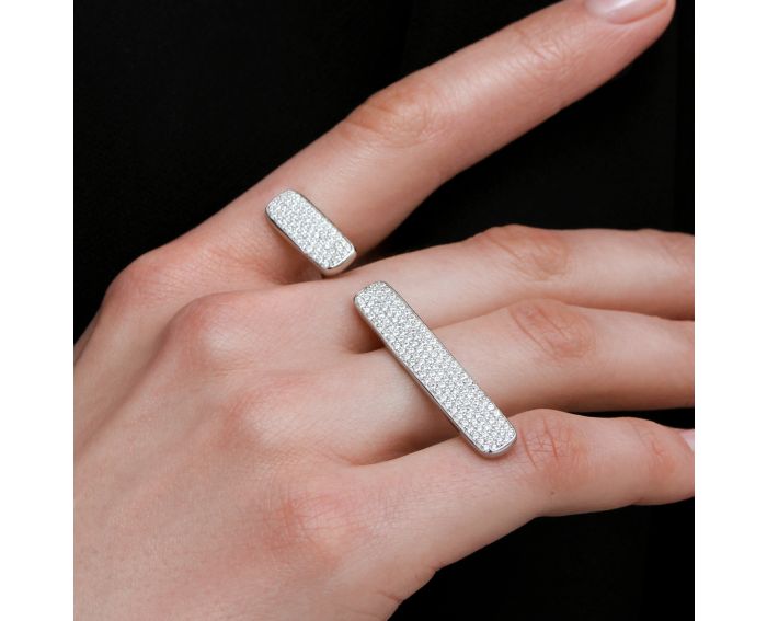 Silver ring with fianitas 3К656-0079