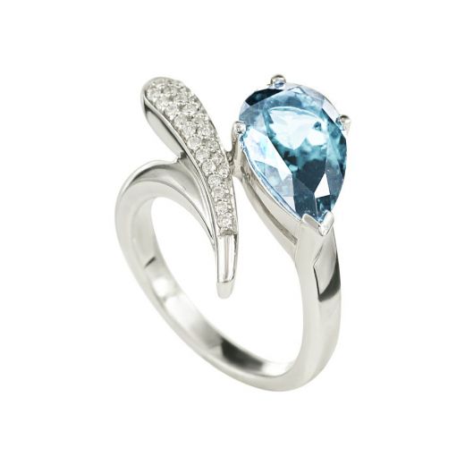 Ring with diamonds and topaz in white gold 1-008 724