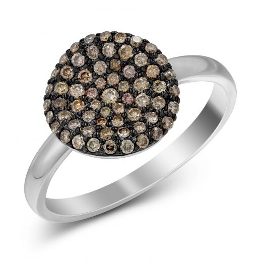 Ring with cognac diamonds