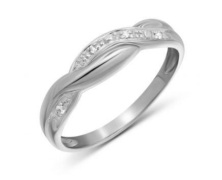Ring with diamonds Stream