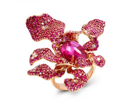 Ring with diamonds, rubies and tourmalines