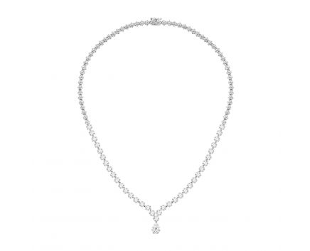 Necklace with diamonds in white gold 1-244 470