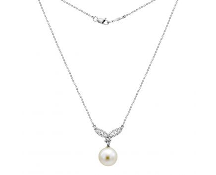 Necklace with diamonds and pearls in white gold 1-246 043