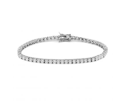 The bracelet is silver 3Б269-0090-1