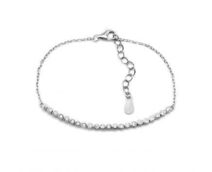 The bracelet is silver 3Б269-0116