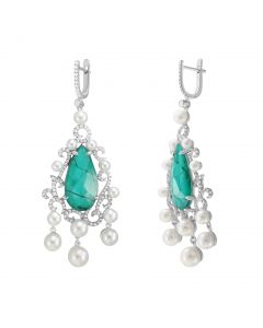 Earrings with diamonds, emeralds and Esmeralda pearls